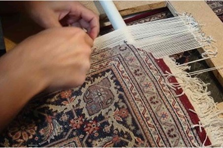 گره‌زنی ریشه فرش: روشی برای حفظ زیبایی و سلامت ریشه‌ها